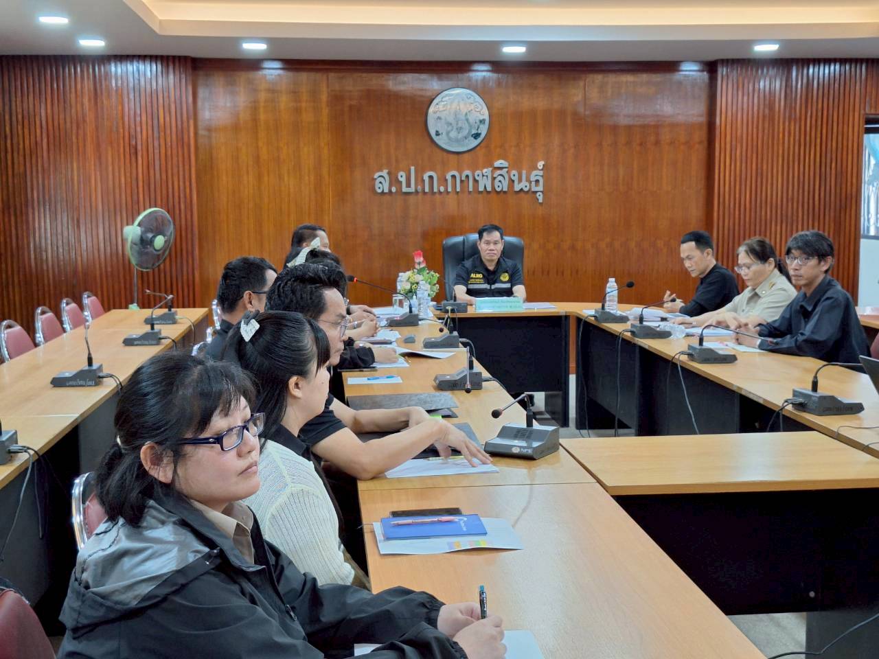 title - ผู้ตรวจราชการ ส.ป.ก. ประชุมตรวจราชการและติดตามความก้าวหน้าผลการดำเนินงานตามแผนการตรวจราชการของผู้ตรวจราชการสำนักงานการปฏิรูปที่ดินเพื่อเกษตรกรรม ประจำปีงบประมาณ พ.ศ. 2569 รอบที่ 1 เขตตรวจราชการที่ 12 จังหวัดกาฬสินธุ์